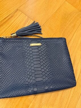 Gigi New York Clutch -  Navy - Brand New